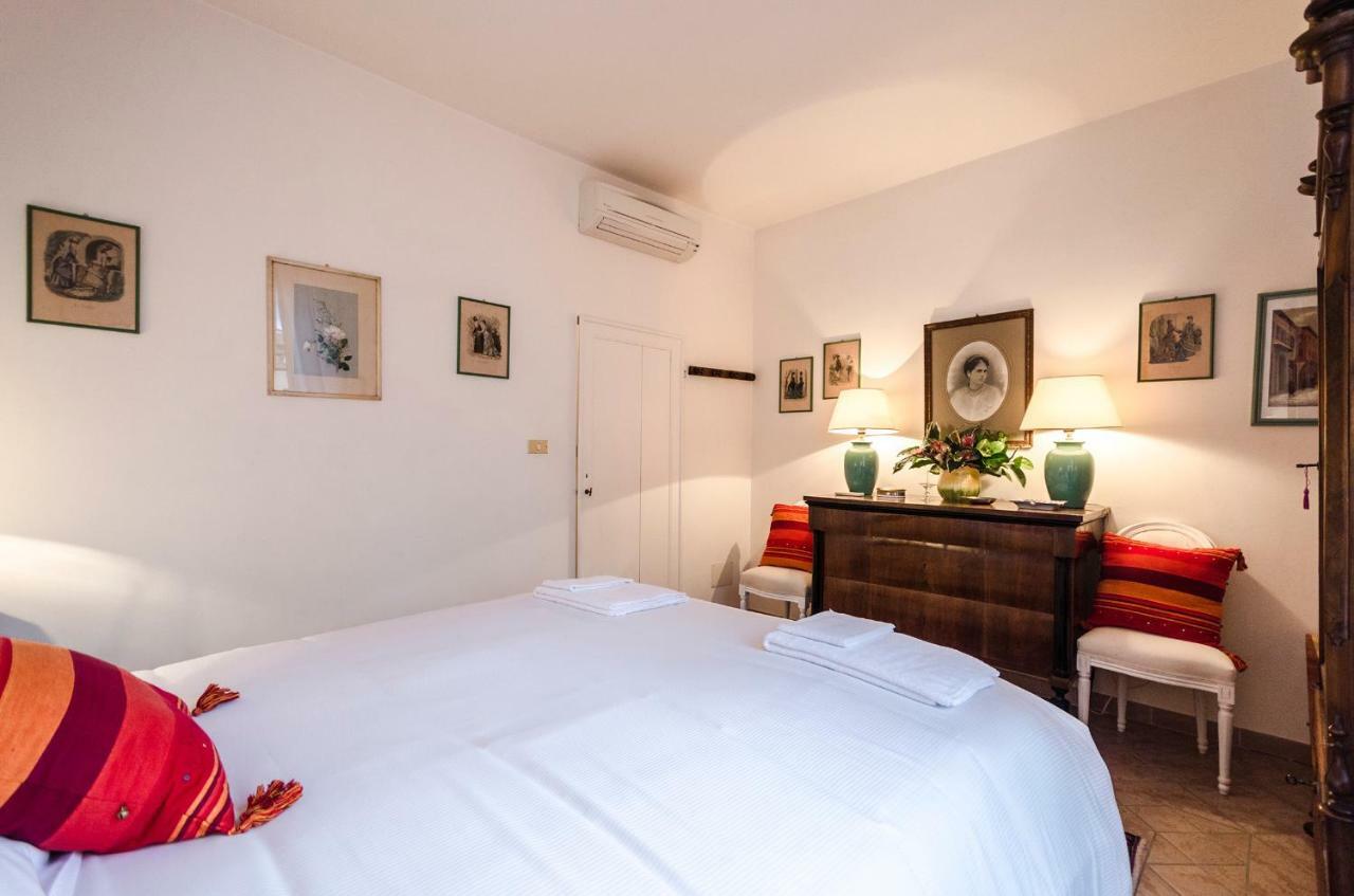 Lupari Apartment, Palazzo Storico Sotto Le Due Torri Bolonya Dış mekan fotoğraf