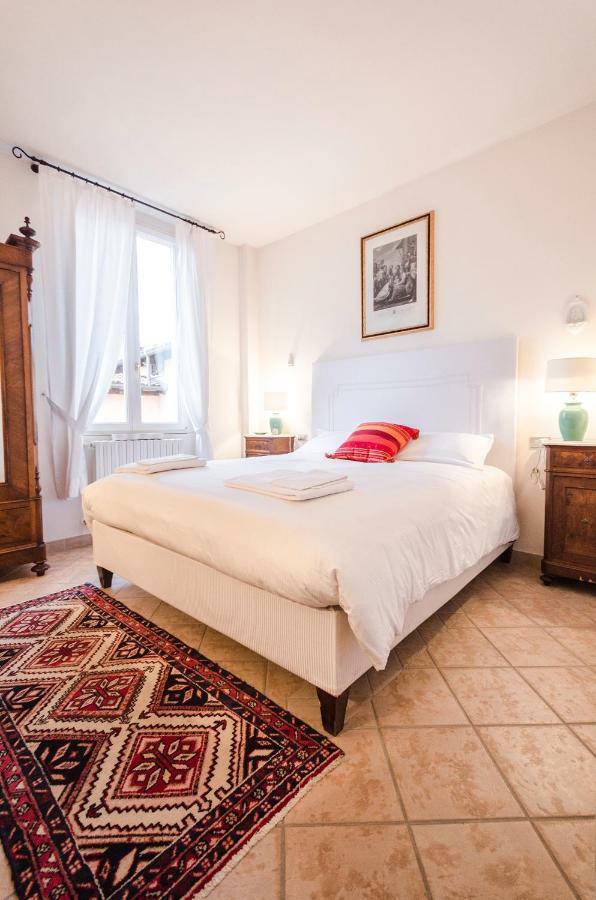 Lupari Apartment, Palazzo Storico Sotto Le Due Torri Bolonya Dış mekan fotoğraf