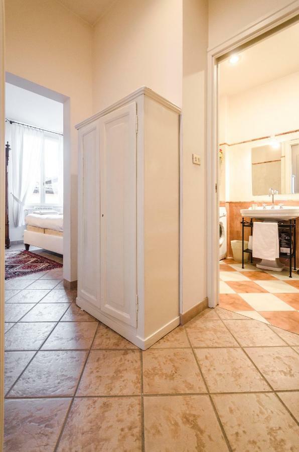 Lupari Apartment, Palazzo Storico Sotto Le Due Torri Bolonya Dış mekan fotoğraf