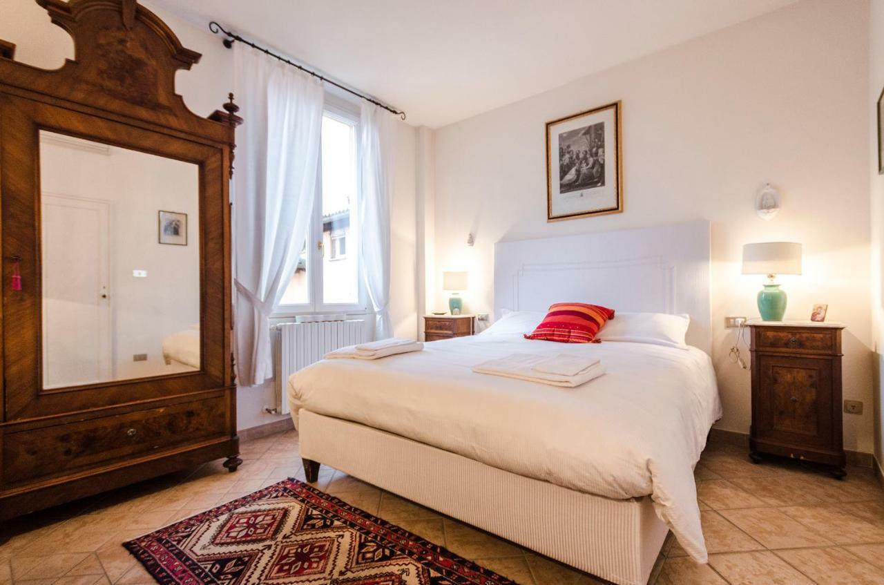 Lupari Apartment, Palazzo Storico Sotto Le Due Torri Bolonya Dış mekan fotoğraf